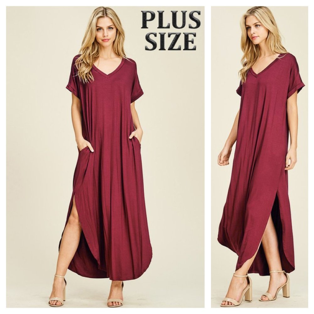 🦋MAKE AN OFFER!🦋Burgundy Maxi, Slits, Pockets